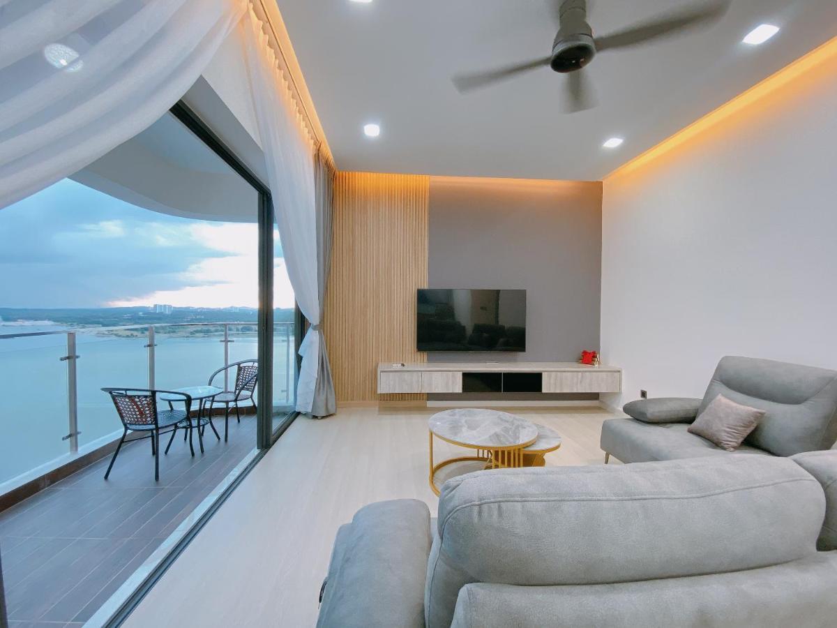 Apartament Seafront Country Garden Danga Bay By Lions Bay Johor Bahru Zewnętrze zdjęcie